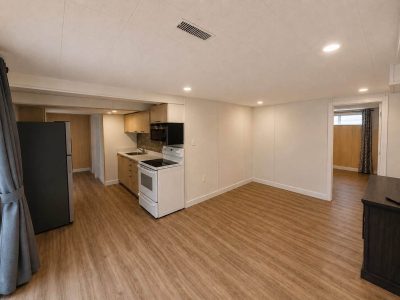 Mississauga Sheridan Homelands 1+1 Walk-Out Basement Kiralık
